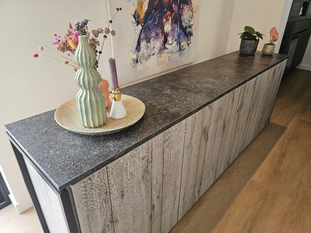 Dressoir kast - Industrieel Wandmeubel 250cm, Met deur(en), Modern Industrieel, Zo goed als nieuw, 200 cm of meer