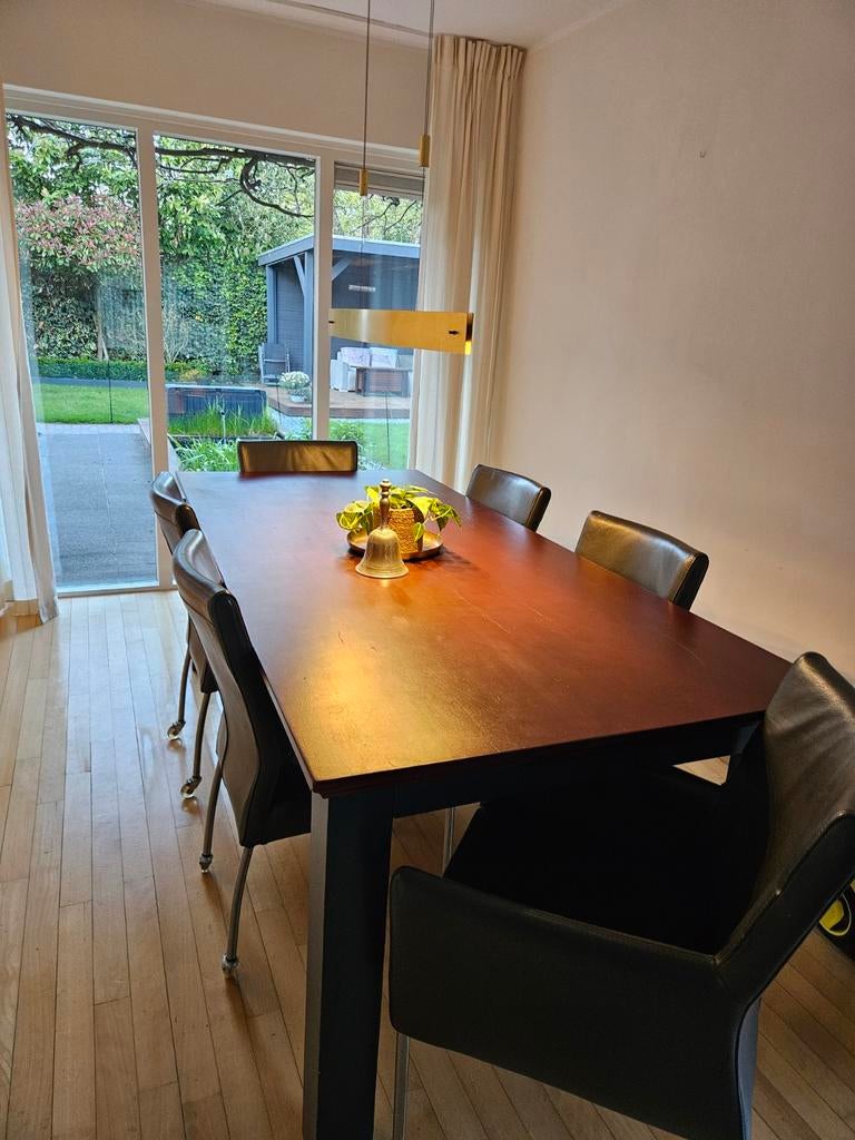 Houten eettafel met 6 grijze stoelen op wieltjes, Ophalen, Gebruikt, 200 cm of meer, 50 tot 100 cm