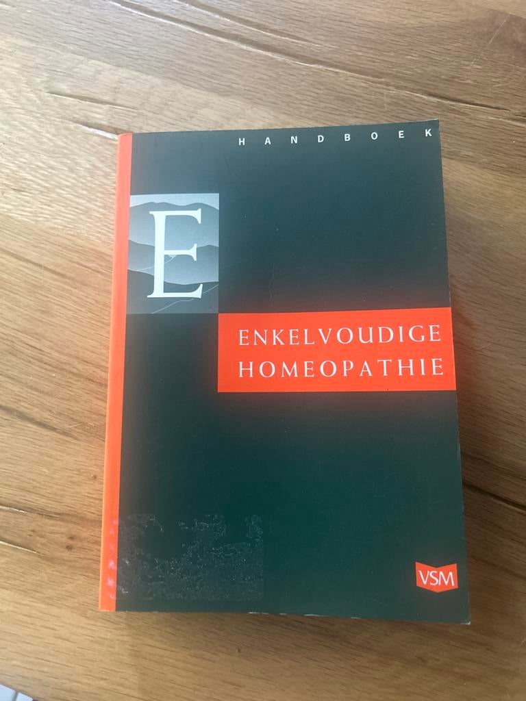 Handboek Enkelvoudige Homeopathie VSM, Ophalen of Verzenden, Gelezen, Kruiden en Alternatief