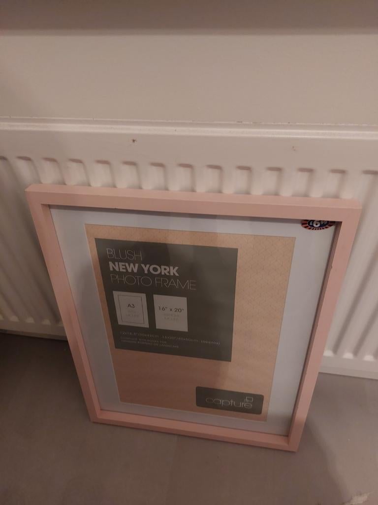 Roze fotolijst nieuw, Ophalen, Minder dan 50 cm, Nieuw, Minder dan 50 cm