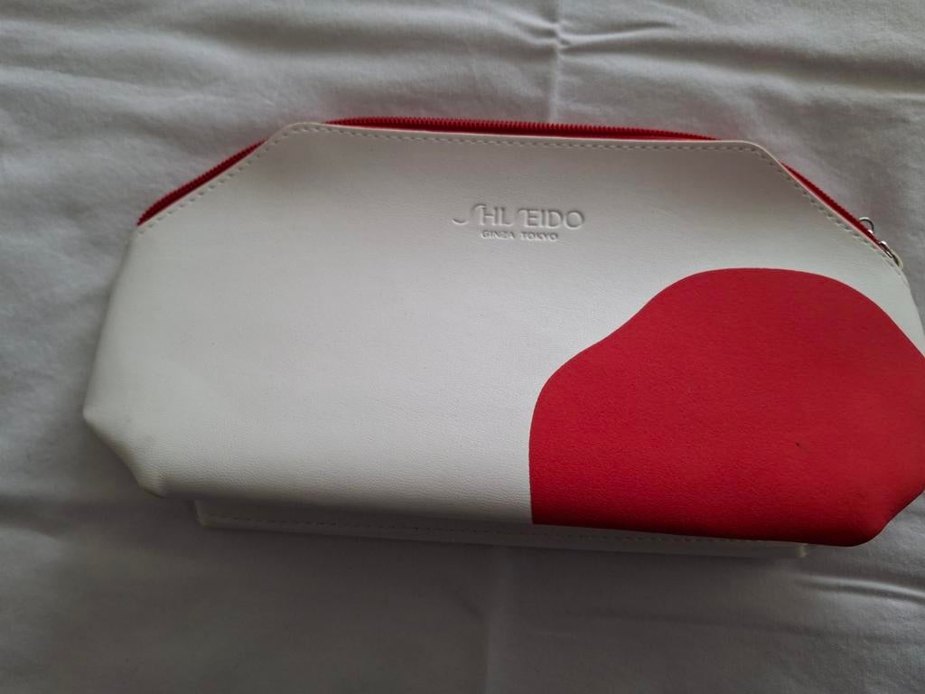 Nieuwe toilettas., Ophalen of Verzenden, Nieuw, Wit, Dame