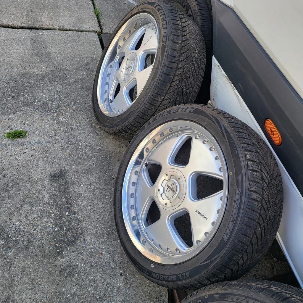 Keskin Kt5 19 inch velgen met All Season banden, Auto-onderdelen, Banden en Velgen, 19 inch, Gebruikt, 255 mm, Banden en Velgen