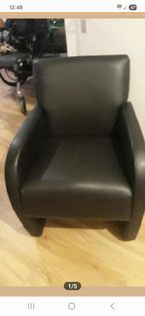 Fauteuil, Huis en Inrichting, Ophalen, Minder dan 75 cm, Leer, Zo goed als nieuw