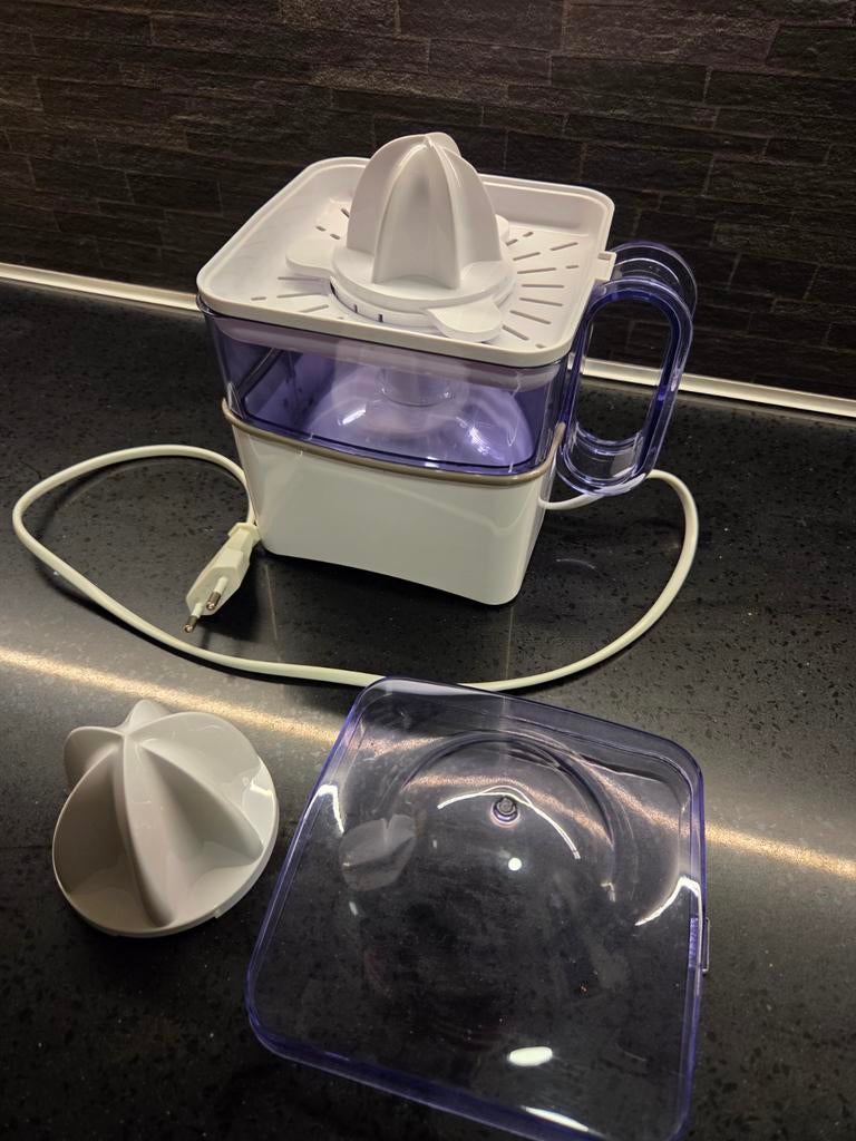 Elektrische citruspers van het merk Home Essentials., Ophalen of Verzenden