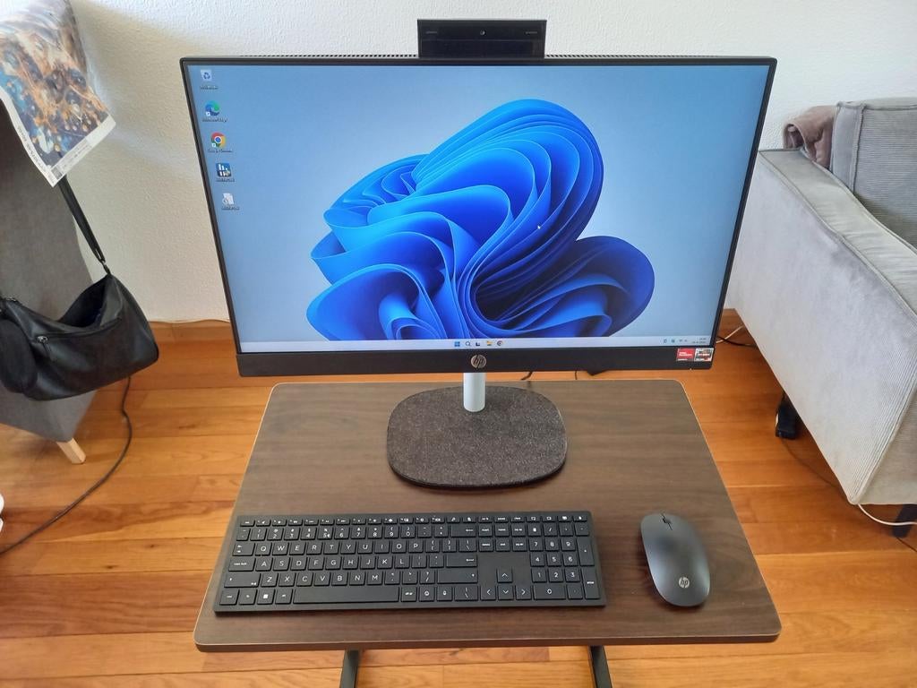 HP All-in-One 24-cr0050nd, Computers en Software, Ophalen, Zo goed als nieuw, SSD