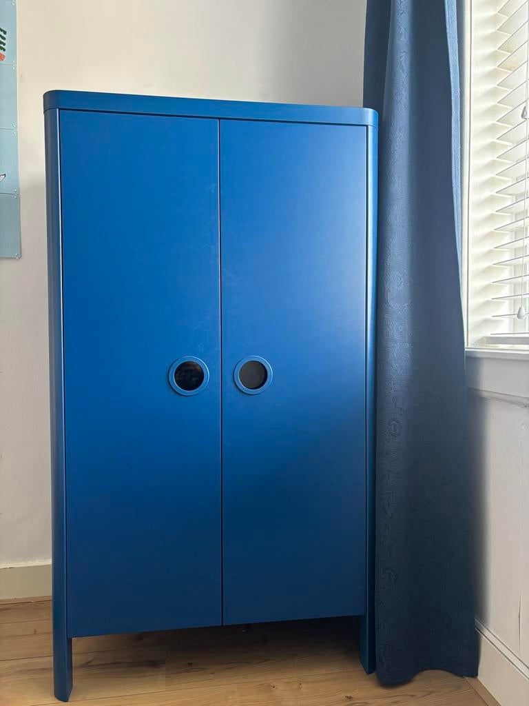 Blauwe IKEA BUSUNGE kast voor kinderkamer, Kinderen en Baby's, Kinderkamer | Commodes en Kasten, Ophalen, Gebruikt, Kast, 105 cm of meer