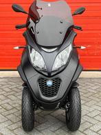 Piaggio 500 MP3 HPE Sport, Scooter, 493 cc, Postbus 305
4900 AH  Oosterhout, NL, Customer_service@piaggio.com