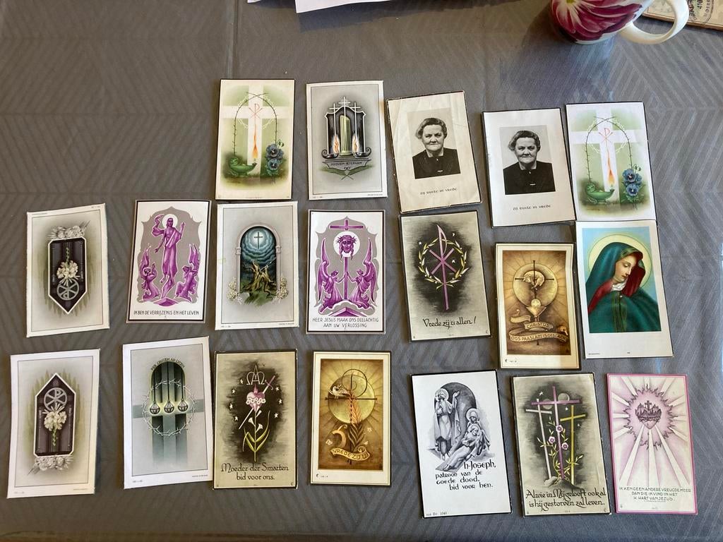 Collectie van 19 Oude Bidprentjes - Religieuze Herinneringen, Ophalen of Verzenden, Bidprentje