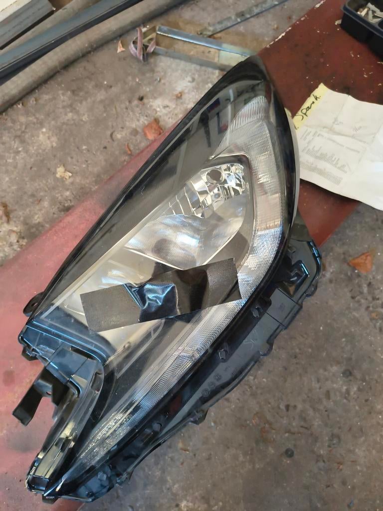 Linker koplamp Toyota Aygo - pootje afgebroken, Auto-onderdelen, Ophalen of Verzenden, Gebruikt, Toyota