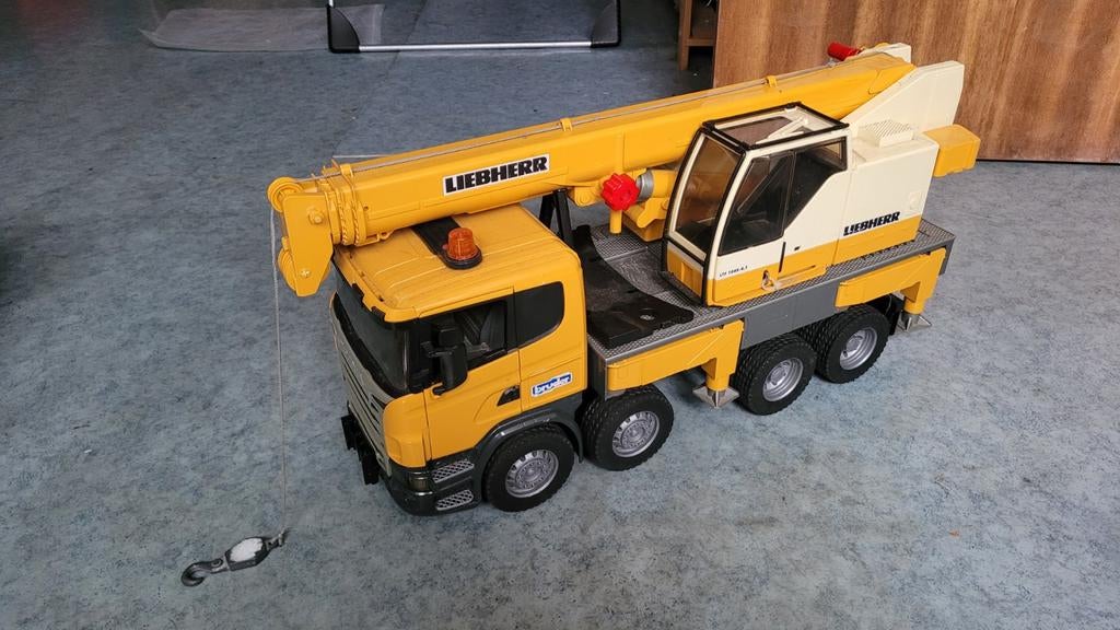 Bruder takelwagen scania, Kinderen en Baby's, Speelgoed | Speelgoedvoertuigen, Ophalen, Zo goed als nieuw