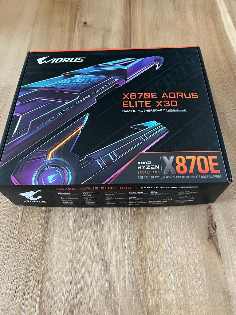 Gigabyte X870E AORUS ELITE X3D moederbord, Computers en Software, Moederborden, Zo goed als nieuw, AMD, DDR5, Ophalen of Verzenden