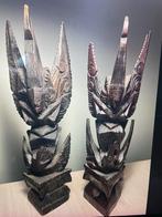 Twee houten Garuda beelden, Antiek en Kunst, Ophalen of Verzenden