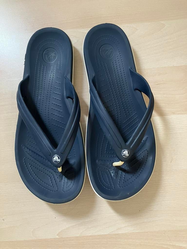 Crocs donkerblauwe teenslippers mt 47 izgs, Slippers, Overige kleuren, Ophalen of Verzenden, Gedragen