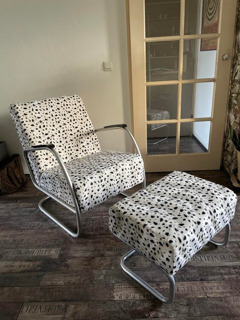 Stoel met voetenbankje - buizenframe Gispen-look, Huis en Inrichting, Ophalen, Overige materialen, Modern Retro Vintage Disney 101Dalmatiërs