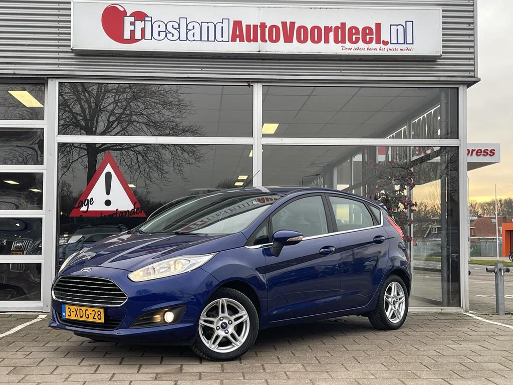 Ford Fiesta 1.0 Titanium 5 Deurs /Cruise/Clima/ 96.800 KM! /, Auto's, Ford, Voorwielaandrijving, Stof, Euro 6, 525 kg