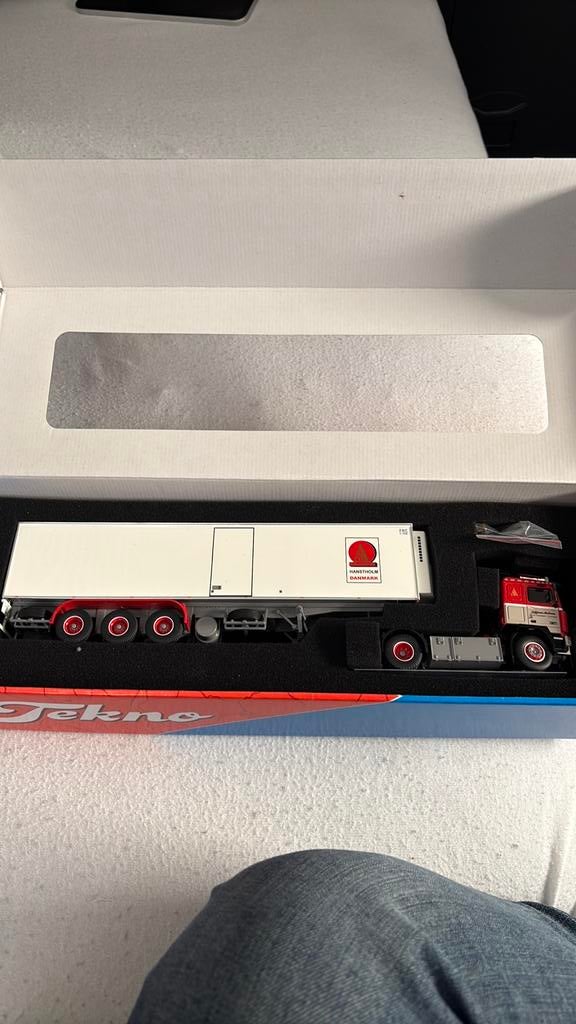 Tekno PBA volvo f12, Hobby en Vrije tijd, Modelauto's | 1:50, Ophalen of Verzenden, Zo goed als nieuw, Bus of Vrachtwagen, Tekno