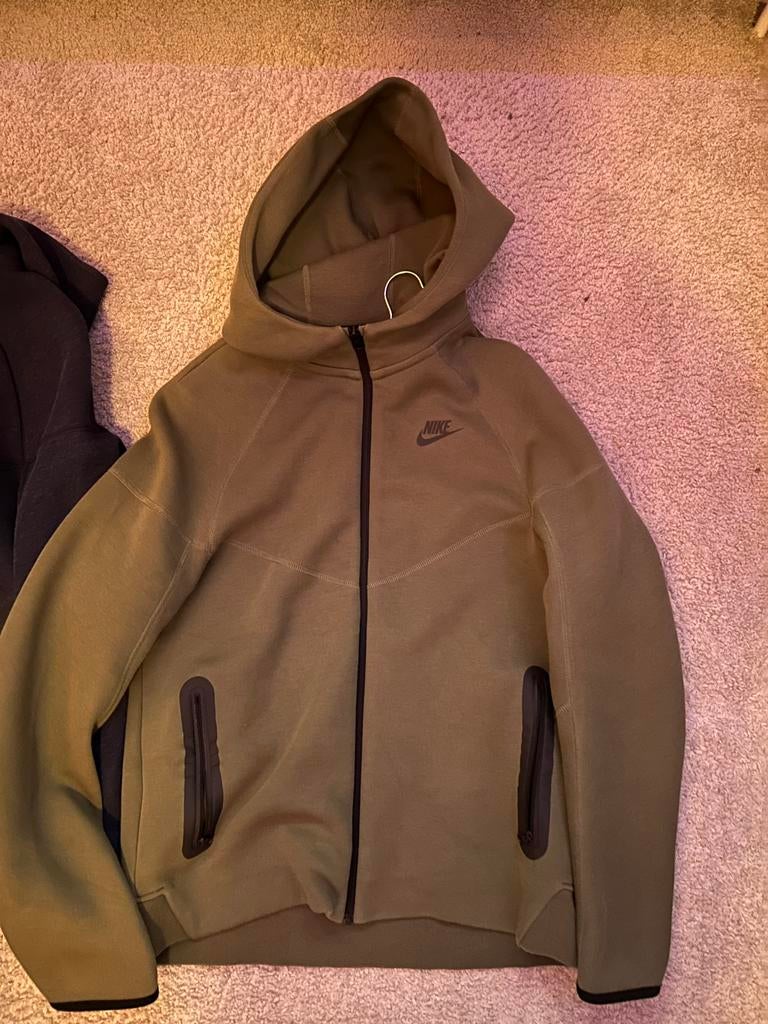 Nike tech fleece junior, Ophalen of Verzenden, Zo goed als nieuw, Maat 46 (S) of kleiner, Groen