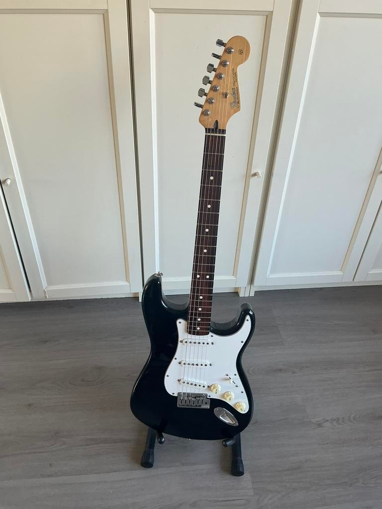 Fender Stratocaster, Muziek en Instrumenten, Ophalen of Verzenden, Zo goed als nieuw