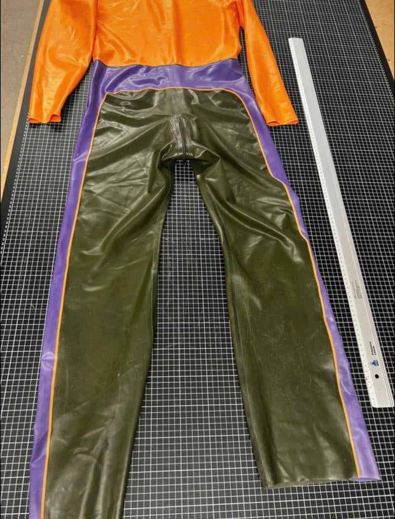 Unieke Latex Catsuit - Oranje, Paars & Groen, Verzenden, Nieuw