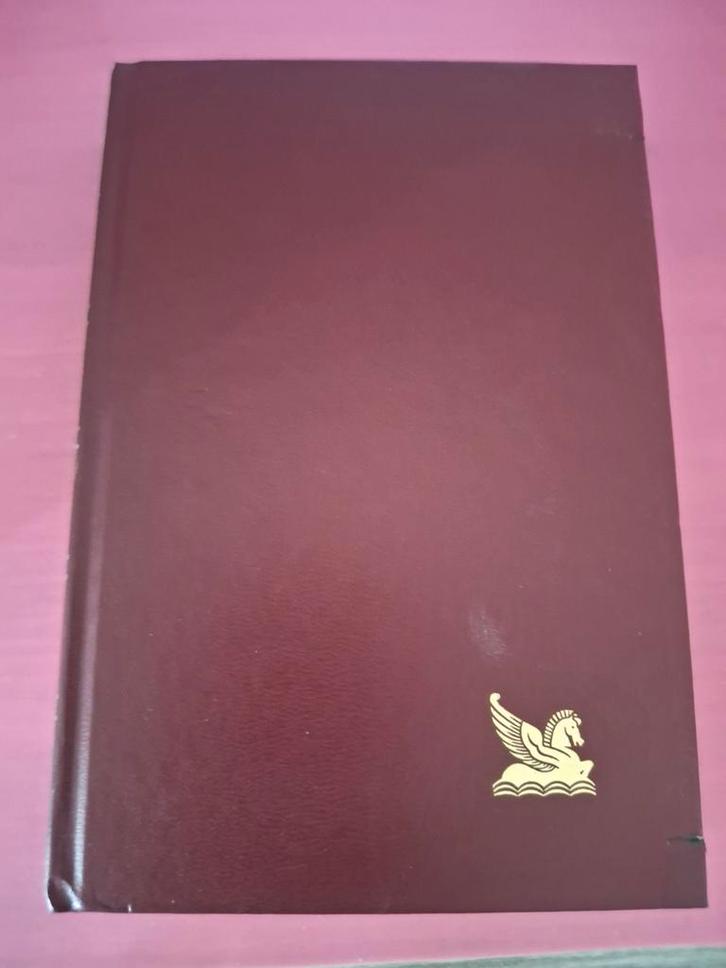 Het Beste Boek - Reader's Digest (4 romans in 1), Boeken, Romans, Gelezen, Nederland, Ophalen of Verzenden