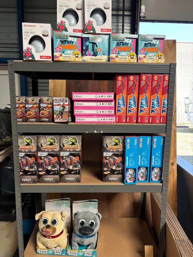 Partij nieuw speelgoed: puzzels, Playmobil, knuffels, Ophalen, Nieuw, Jongen of Meisje