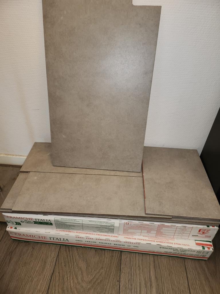 Restpartij keramische wand en vloertegels, Doe-het-zelf en Verbouw, Ophalen, 60 cm of meer, Keramiek, Nieuw