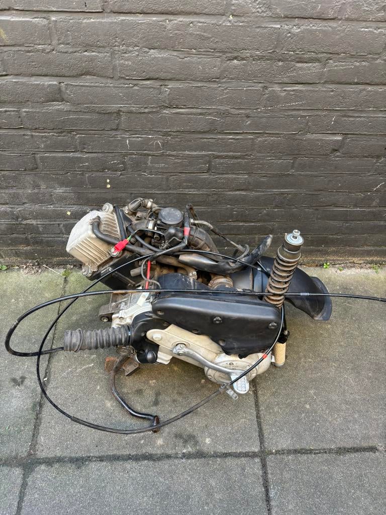 Vespa 4 Takt 2 Klepper Motorblok LX S LXV ET ZIP, Ophalen, Zo goed als nieuw, Blok, Vespa