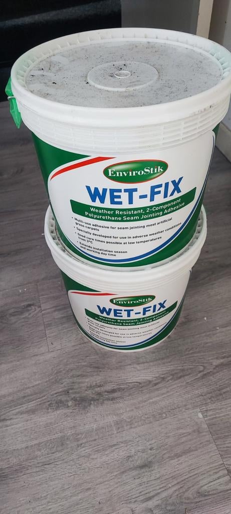 2x WET-FIX natte en vorstbestendige lijm met verharder., 10 tot 15 liter, Ophalen, Nieuw, Wit