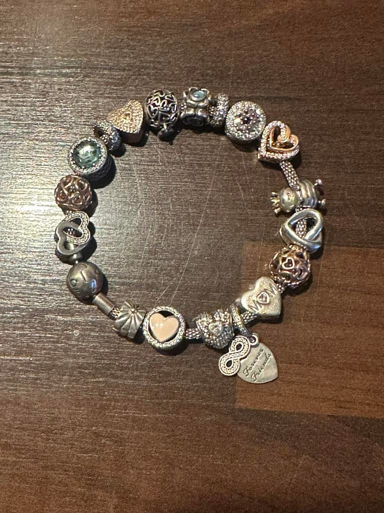 Pandora bangle (Moederdag), Ophalen of Verzenden, Zo goed als nieuw, Zilver