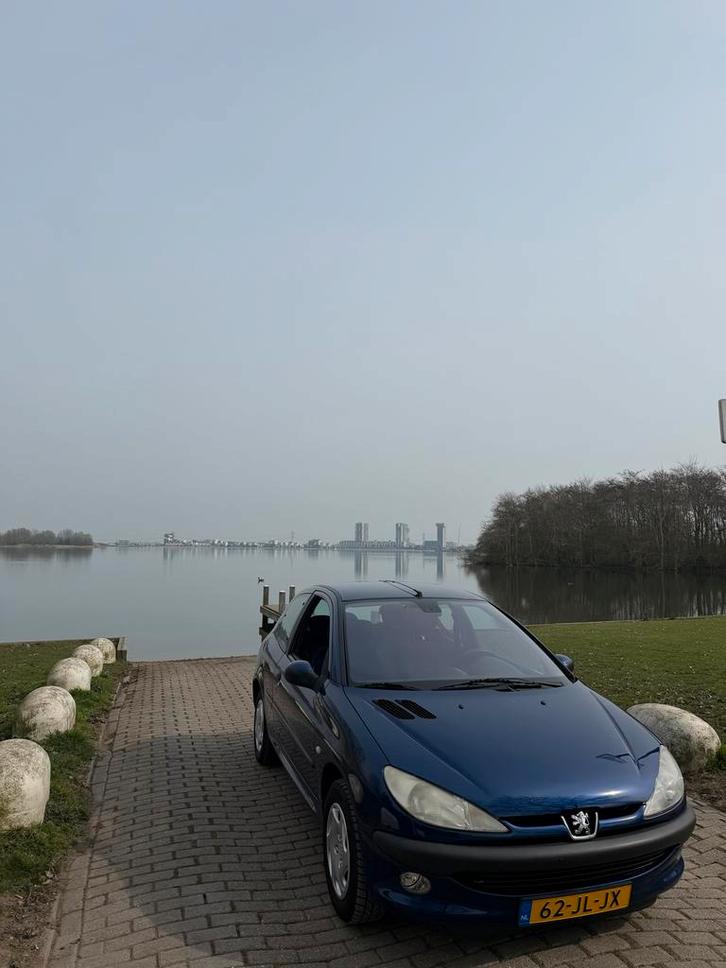 Peugeot 206 1.6 16V XT 3D AUT 2002 Blauw, Auto's, Peugeot, Particulier, Airbags, Centrale vergrendeling, Elektrische buitenspiegels
