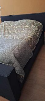 GRATISComfortabel tweepersoonsbed GAAT VOOR MAANDAG WEG, Ophalen, Gebruikt, Zwart, Tweepersoons