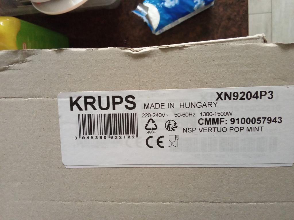 Nespresso Vertuo Pop Mint Groen - Z.g.a.n. met cups, Ophalen of Verzenden, Zo goed als nieuw, Koffiemachine, Koffiepads en cups