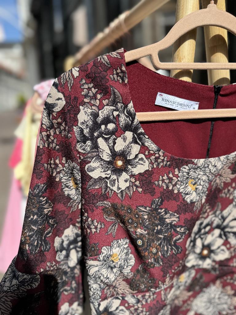 Rinascimento Jurk Maat M (Nieuw), Kleding | Dames, Jurken, Nieuw, Maat 38/40 (M), Rood, Knielengte, Ophalen of Verzenden