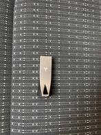 Tesla USB 3.1 Flash Drive 128GB - Origineel, Computers en Software, USB Sticks, Ophalen of Verzenden, Zo goed als nieuw, 128 GB