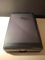 Nieuwe Unicare Sanitair Handdoekjes Dispenser - Gevuld, Ophalen of Verzenden, Nieuw, Overige typen