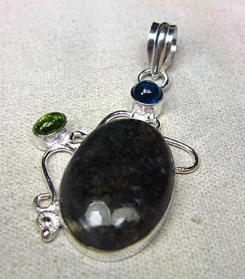 h. sierlijke edelsteenhanger SUGILIET  + gratis verzending, Overige voorstellingen, Verzenden, Nieuw, Steen of Mineraal