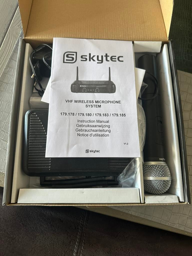 Skytec draadloze microfoon set., Ophalen, Gebruikt, Zangmicrofoon
