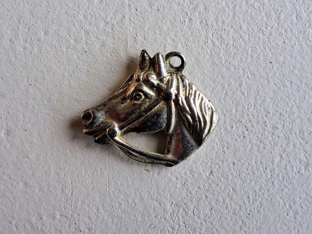 Zilver vintage hanger paard, Ophalen of Verzenden, Overige materialen, Overige merken