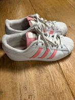 Adidas superstar 39 1/3, Ophalen of Verzenden, Zo goed als nieuw, Wit, Sneakers of Gympen