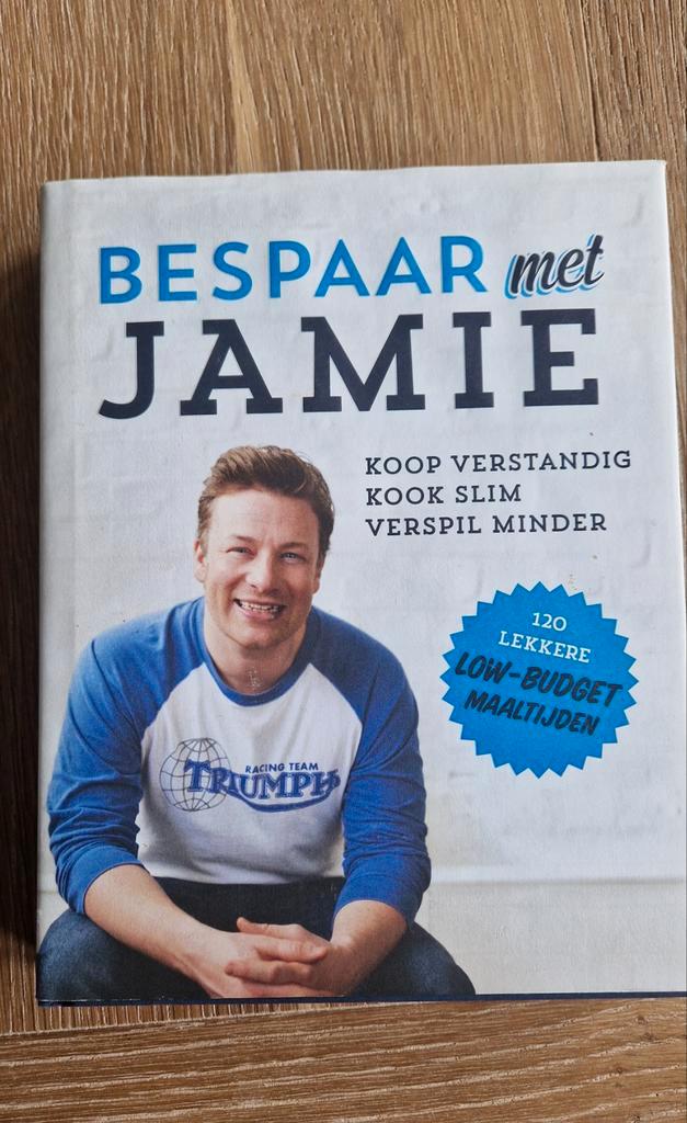 Bespaar met Jamie - Jamie Oliver kookboek, Boeken, Kookboeken, Zo goed als nieuw, Overige gebieden, Ophalen of Verzenden