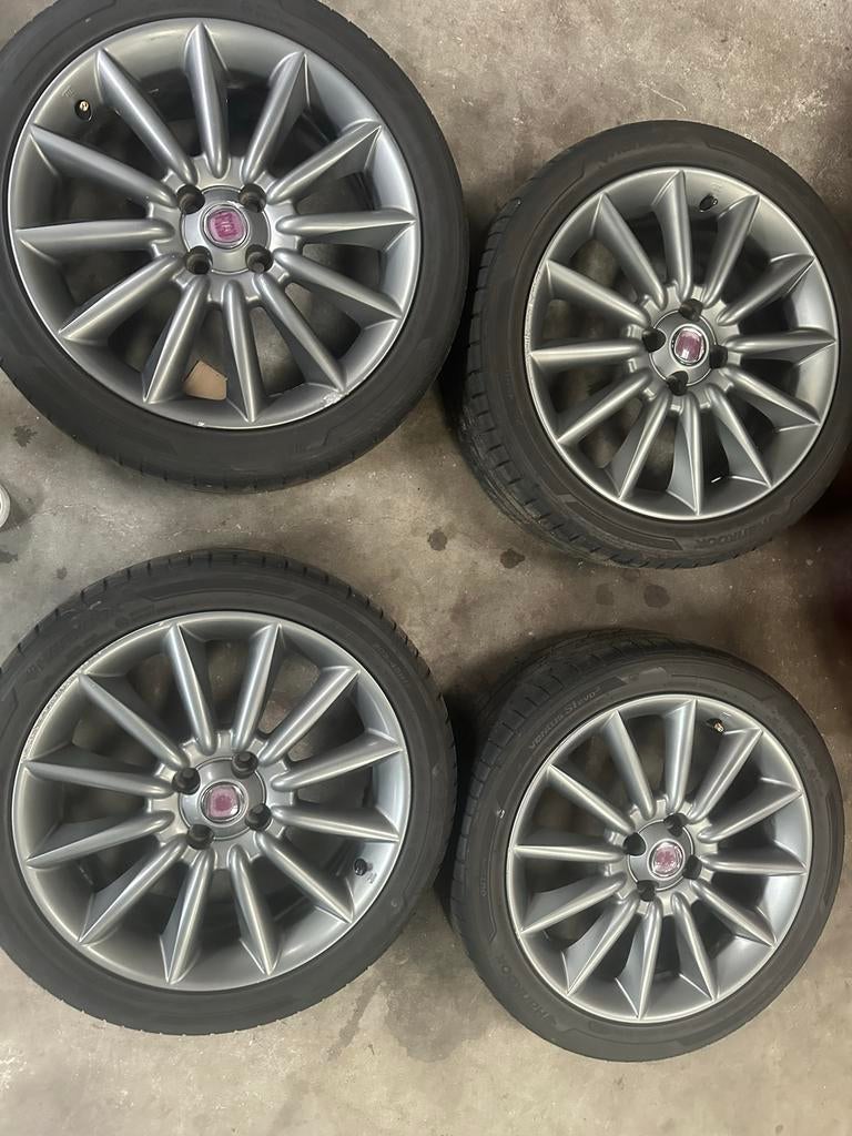 Fiat Punto velgen met Hankook banden, Ophalen, Gebruikt, Banden en Velgen, 17 inch