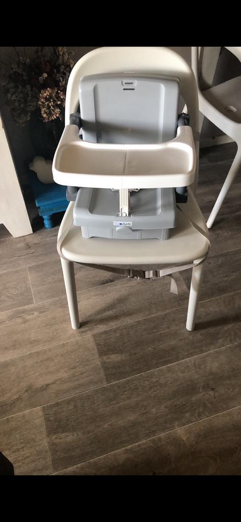 Kinderstoel verhogen op eetstoel, Ophalen of Verzenden, Zo goed als nieuw, Overige typen
