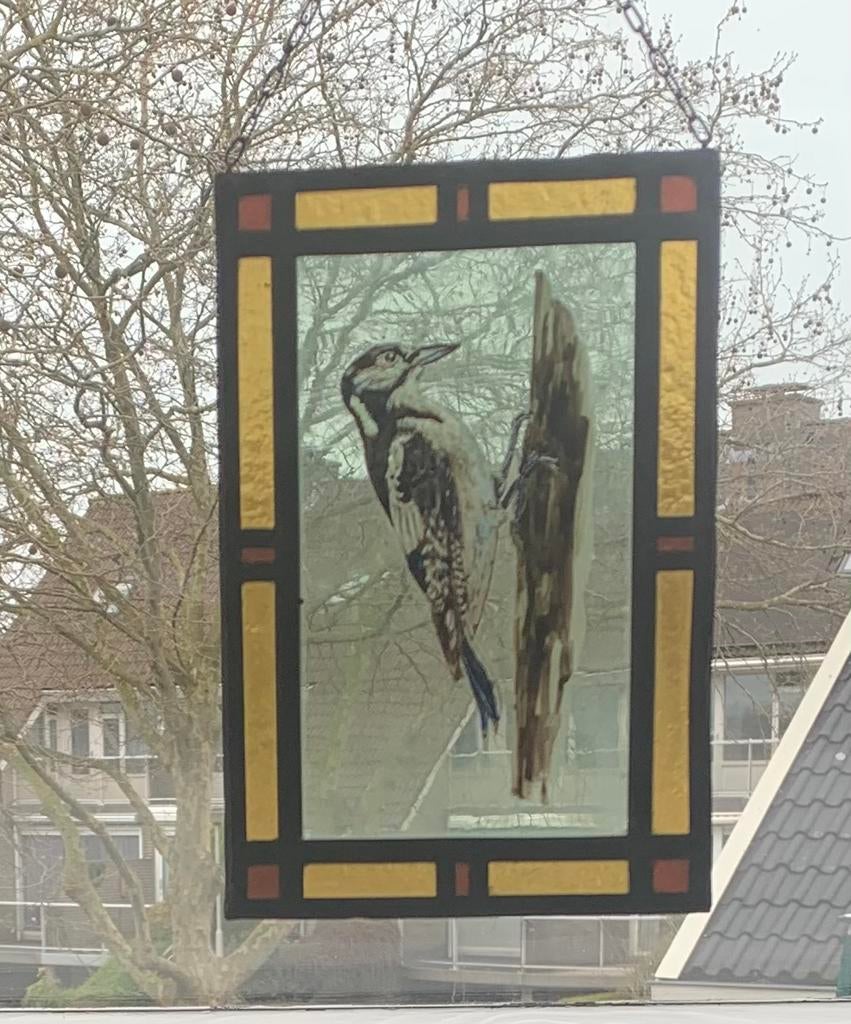 Glas in lood raamhanger met specht, Antiek en Kunst, Curiosa en Brocante, Ophalen of Verzenden