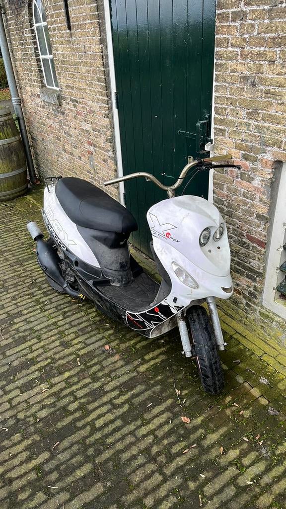 2 takt scooter, Ophalen, Zo goed als nieuw, Benzine, Overige modellen