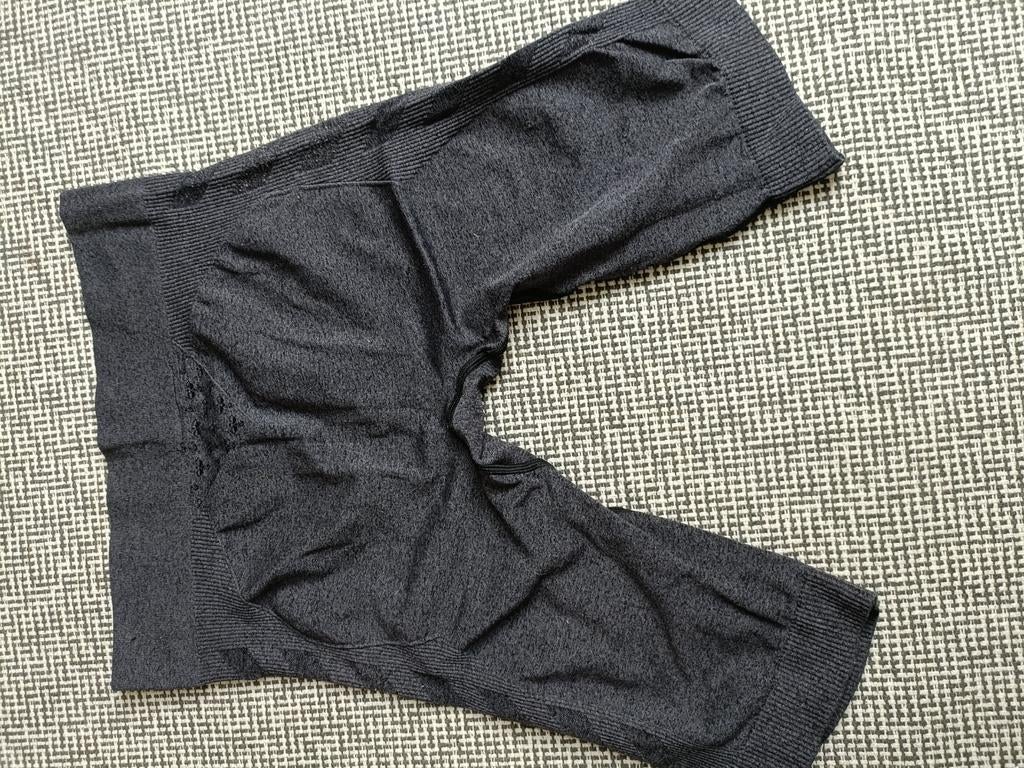 Gymshort Hummel, Maat 38/40 (M), Ophalen of Verzenden, Gedragen, Hummel