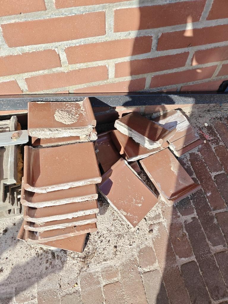 Gratis af te halen: Vensterbank tegeltjes, Doe-het-zelf en Verbouw, Tegels, Ophalen