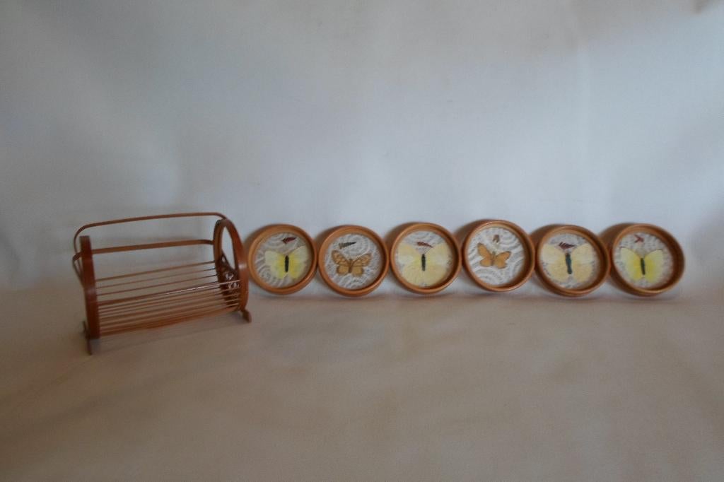 Onderzetters Vlinders Riet, Ophalen of Verzenden, Zo goed als nieuw, Glas of Kopje