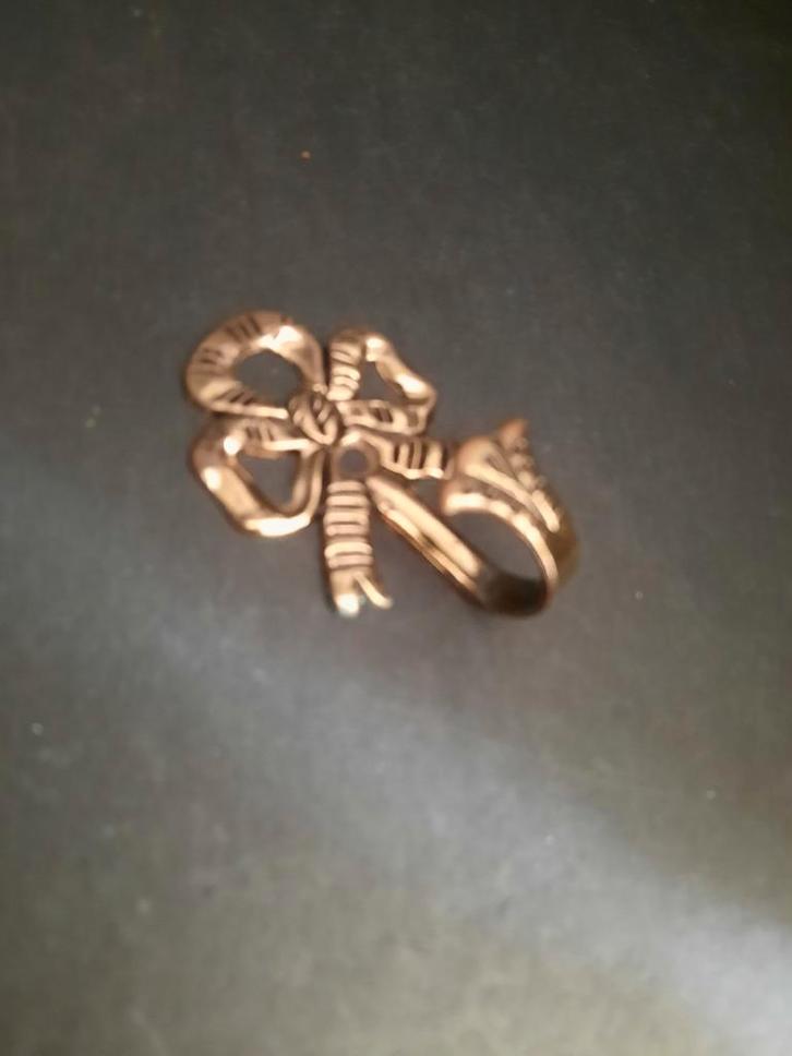 Metalen Haak strik koperkleurig, Huis en Inrichting, Woonaccessoires | Kapstokken, Gebruikt, Wandhaken, Minder dan 100 cm, Metaal