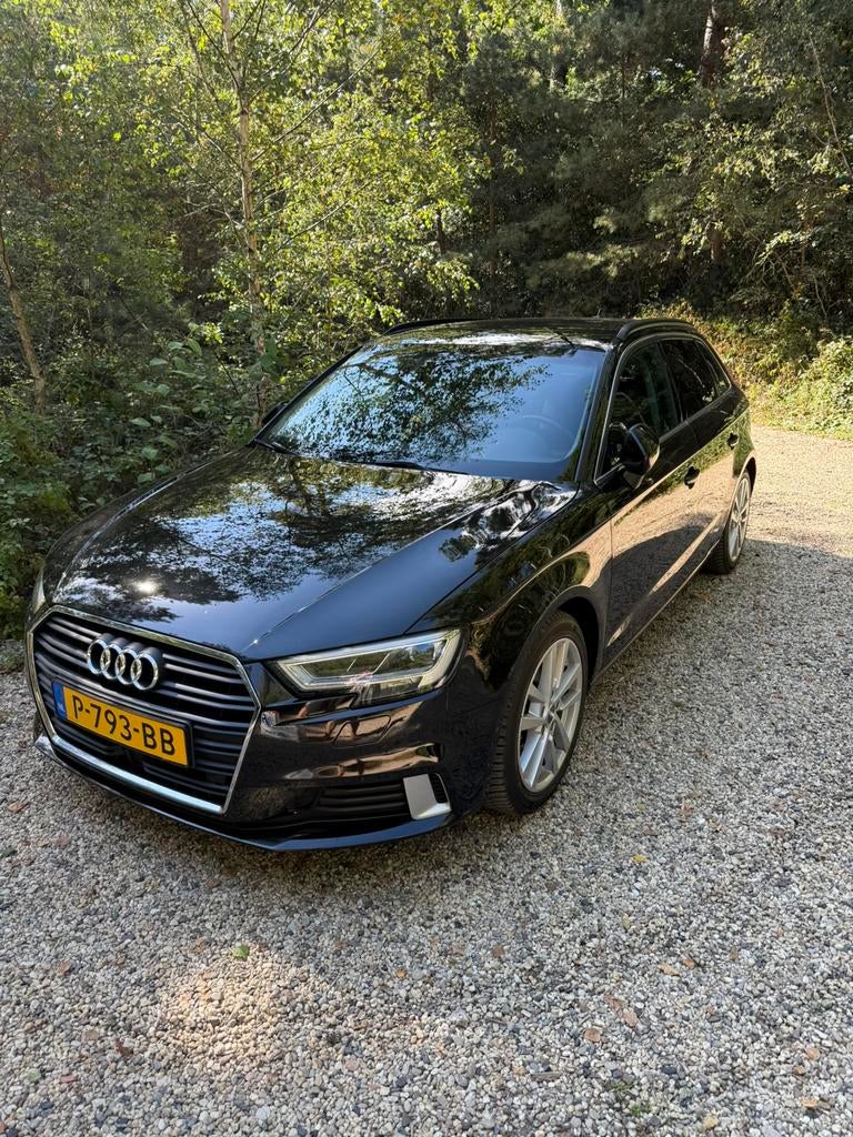 Audi A3 1.5 Tfsi 150pk CoD Ultra S-tronic 2017 Zwart, Auto's, Audi, 1498 cc, 4 cilinders, Zwart, 650 kg