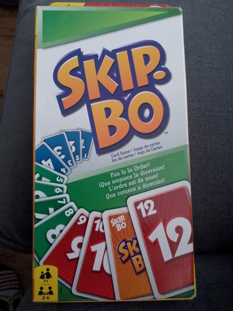 Skip-Bo Kaartspel - Strategisch en Leuk voor het Hele Gezin, Vijf spelers of meer, Ophalen of Verzenden, Zo goed als nieuw, Mattel